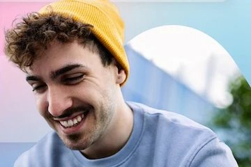 Screenshot of Amazon app icon on a smartphone screen